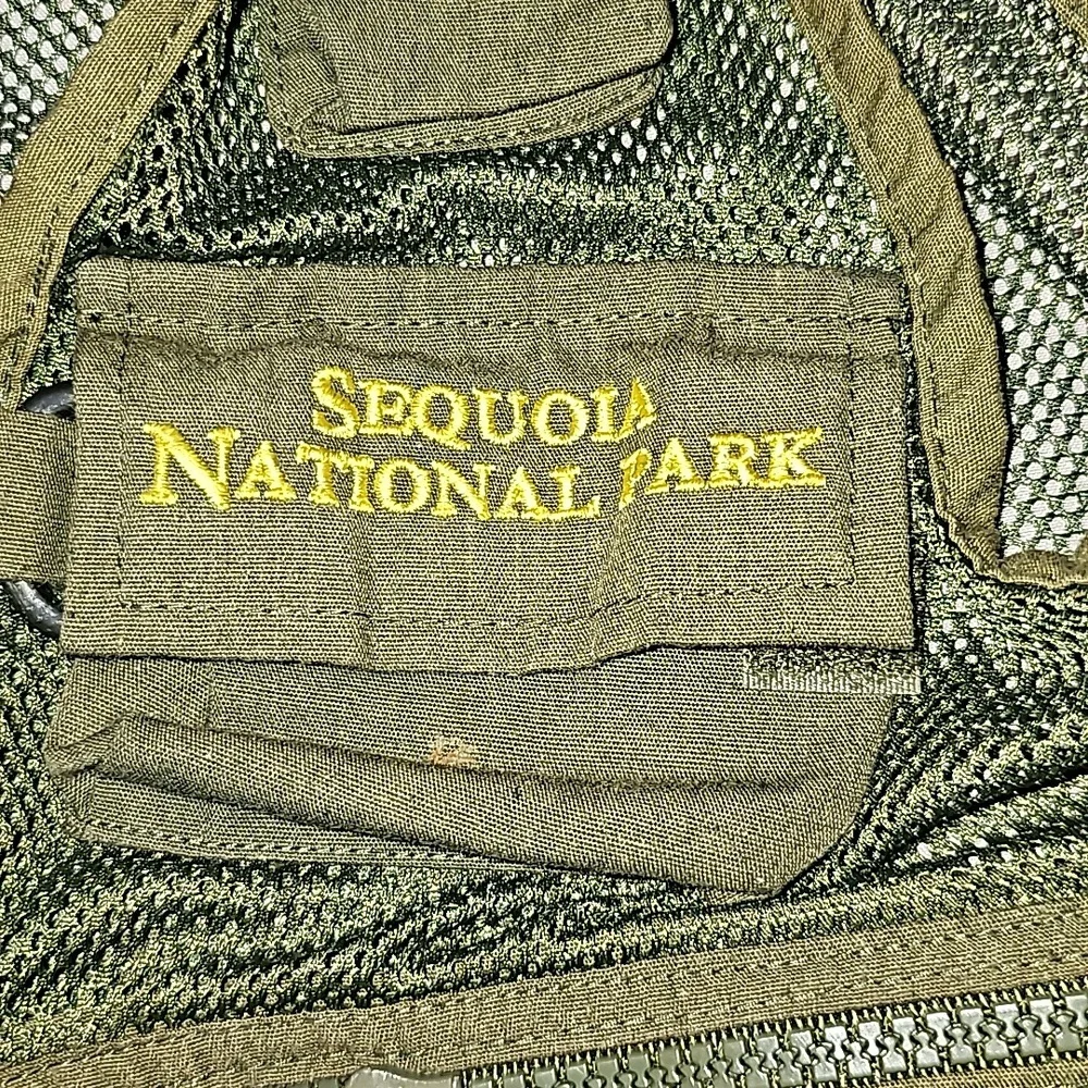 !Junior Park Ranger Vest - Picture 2 of 5